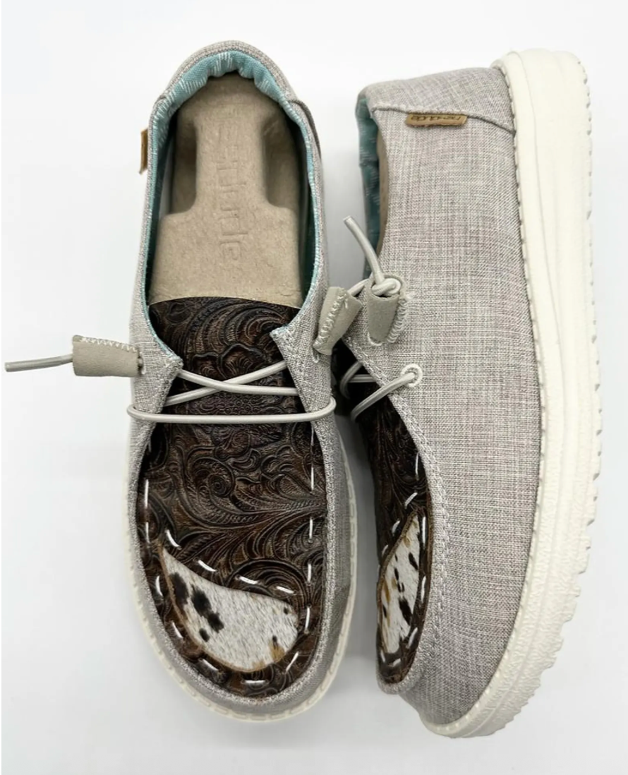 Custom Cowhide Dude Shoes: Leather & Fur, Hand Customized